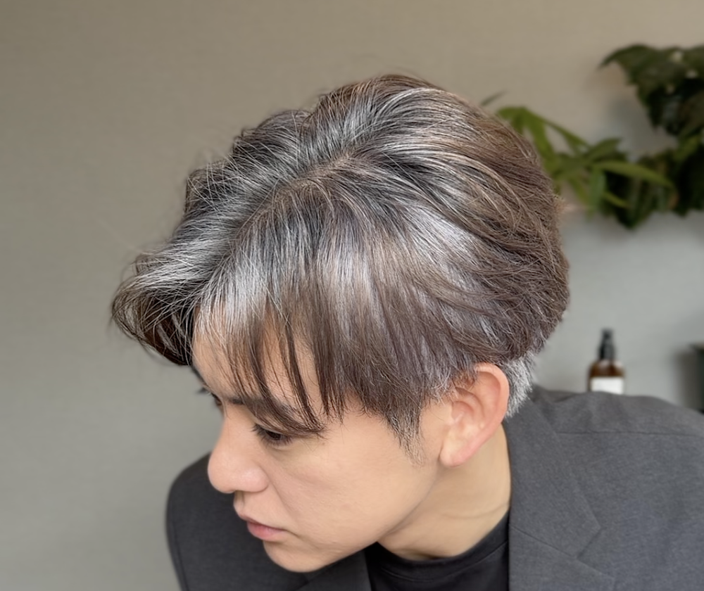 グレイヘア男性 30代 40代